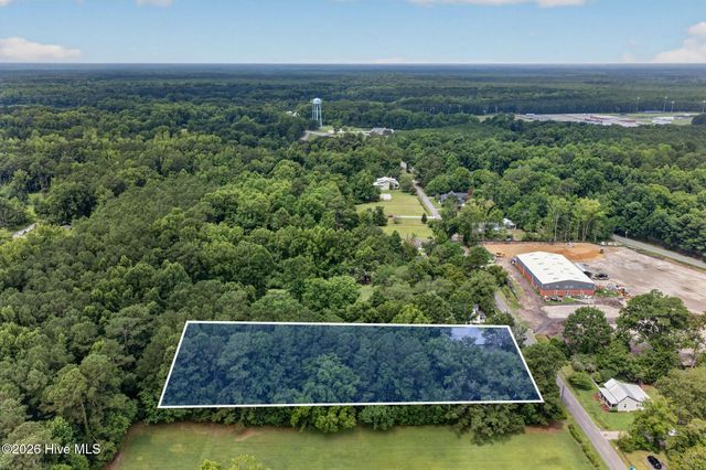 225 Carr Avenue, Rocky Point, NC 28457
