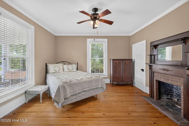 225 Carr Avenue, Rocky Point, NC 28457