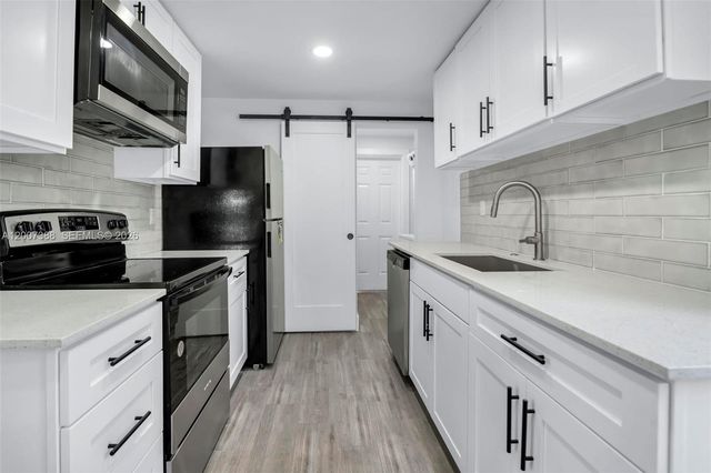 311 NW 12th Ave, Delray Beach, FL 33444