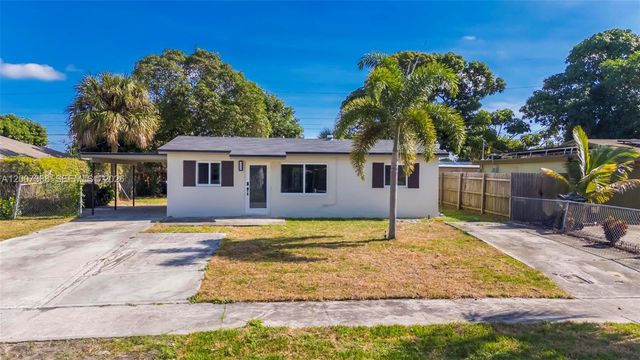 311 NW 12th Ave, Delray Beach, FL 33444