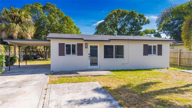 311 NW 12th Ave, Delray Beach, FL 33444