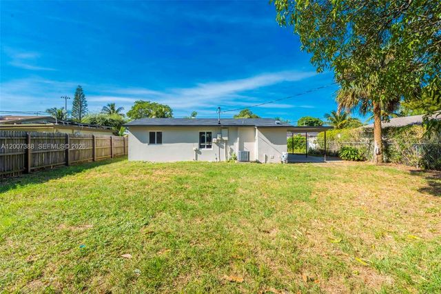 311 NW 12th Ave, Delray Beach, FL 33444