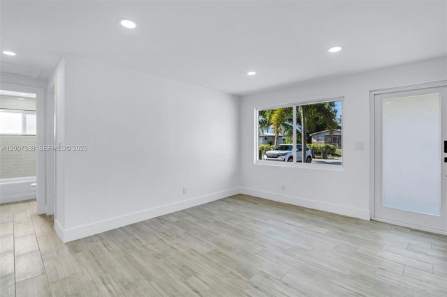 311 NW 12th Ave, Delray Beach, FL 33444