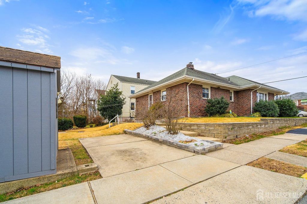 654 colgate Avenue, Perth Amboy, NJ 08862