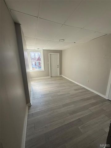 3735 Oregon Avenue, St Louis, MO 63118