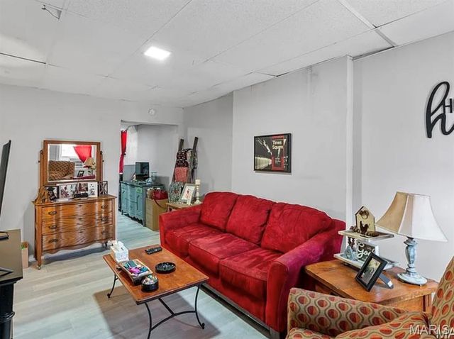 3735 Oregon Avenue, St Louis, MO 63118