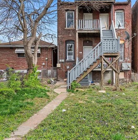 3735 Oregon Avenue, St Louis, MO 63118