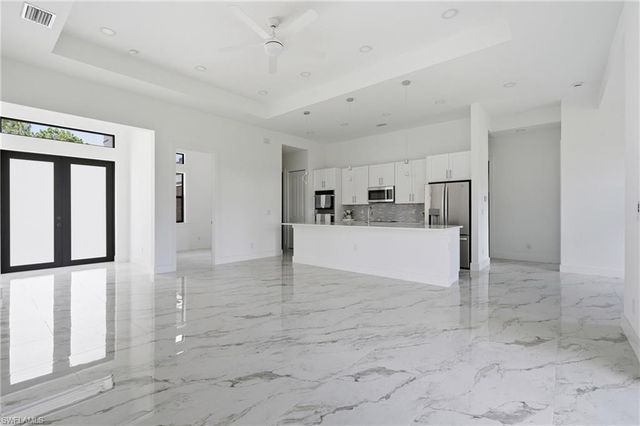 3823 Heyburn ST, Fort Myers, FL 33905