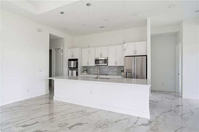 3823 Heyburn ST, Fort Myers, FL 33905