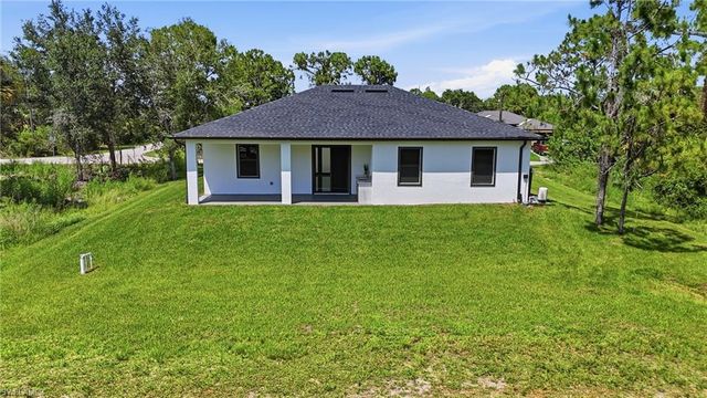 3823 Heyburn ST, Fort Myers, FL 33905
