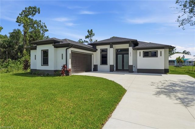 3823 Heyburn ST, Fort Myers, FL 33905