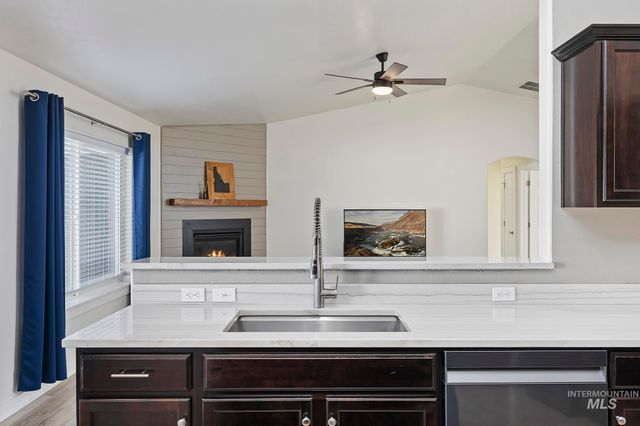 234 Canyon Crest Dr W, Twin Falls, ID 83301