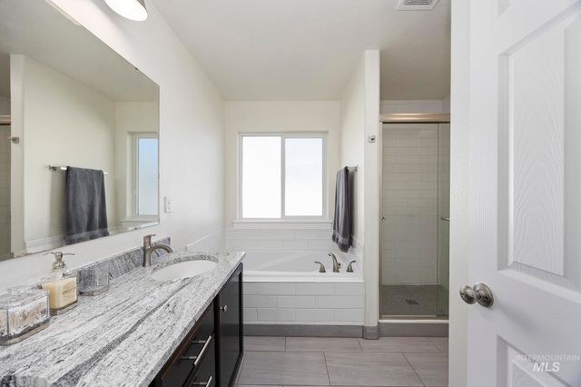 234 Canyon Crest Dr W, Twin Falls, ID 83301