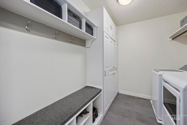 234 Canyon Crest Dr W, Twin Falls, ID 83301