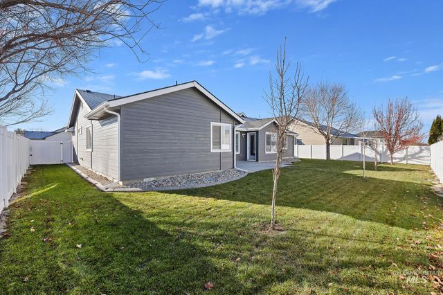 234 Canyon Crest Dr W, Twin Falls, ID 83301