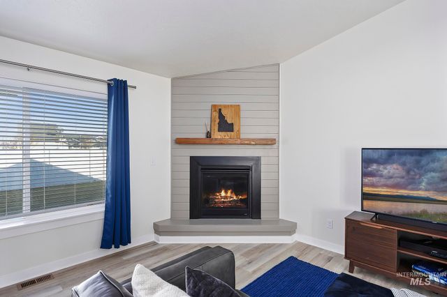 234 Canyon Crest Dr W, Twin Falls, ID 83301