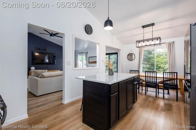 3225 Silver Court, Wixom, MI 48393