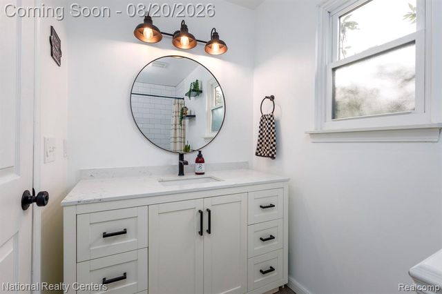 3225 Silver Court, Wixom, MI 48393
