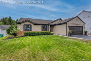 3225 Silver Court, Wixom, MI 48393