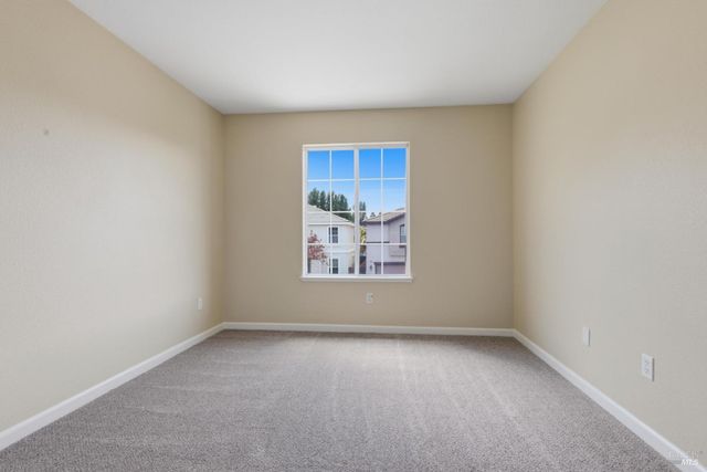 502 Clearwater Oak Ct, Fairfield, CA 94534