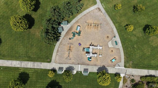 502 Clearwater Oak Ct, Fairfield, CA 94534