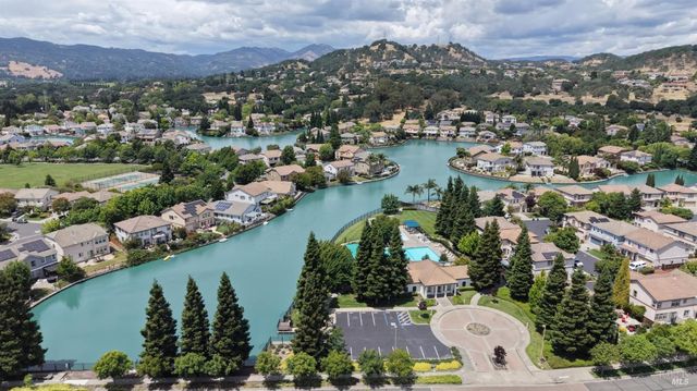 502 Clearwater Oak Ct, Fairfield, CA 94534