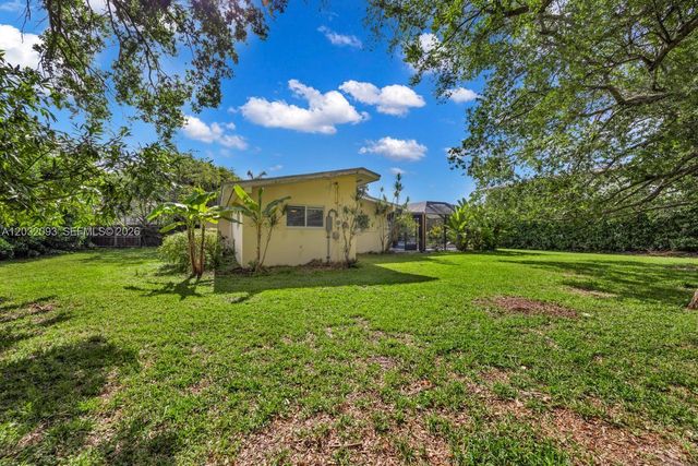 13720 SW 74th Court, Palmetto Bay, FL 33158