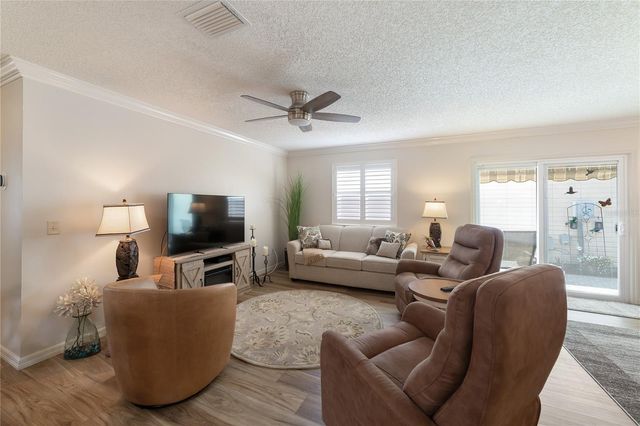 2427 SOUTHERN OAK STREET, The Villages, FL 32162