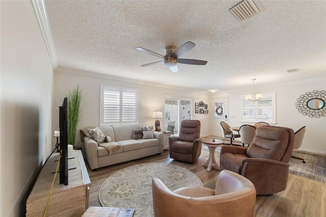 2427 SOUTHERN OAK STREET, The Villages, FL 32162