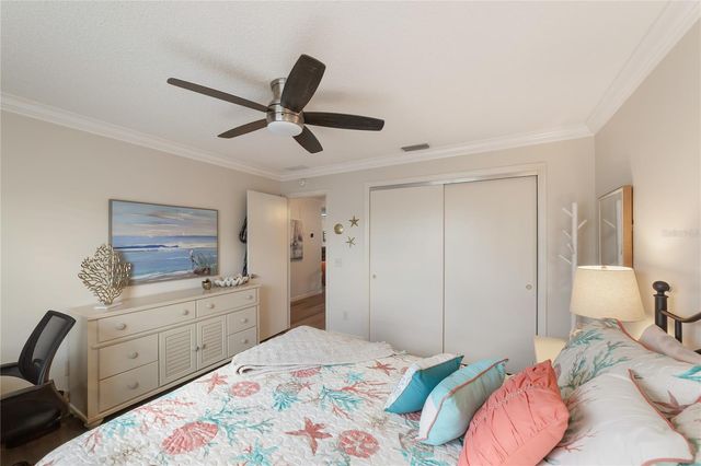 2427 SOUTHERN OAK STREET, The Villages, FL 32162