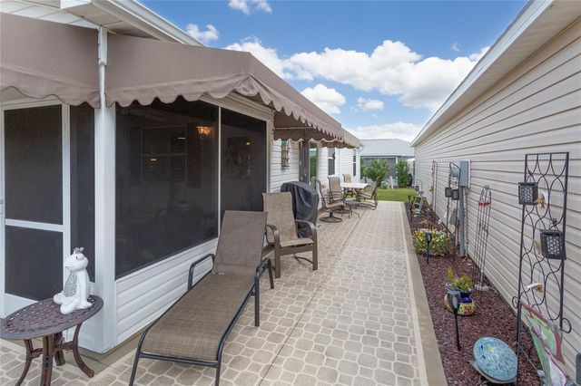 2427 SOUTHERN OAK STREET, The Villages, FL 32162