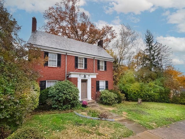 613 N Main St, City Of But Ne, PA 16001