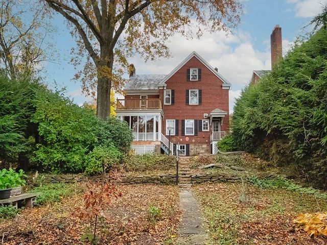 613 N Main St, City Of But Ne, PA 16001