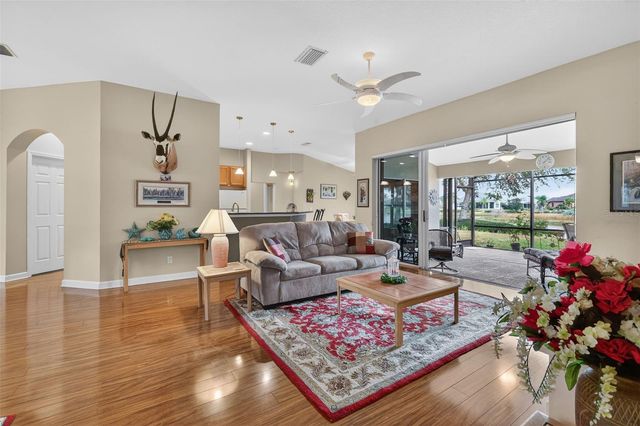 8916 BRIDGEPORT BAY CIRCLE, Mount Dora, FL 32757