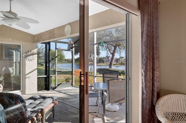 8916 BRIDGEPORT BAY CIRCLE, Mount Dora, FL 32757