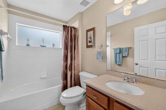 8916 BRIDGEPORT BAY CIRCLE, Mount Dora, FL 32757