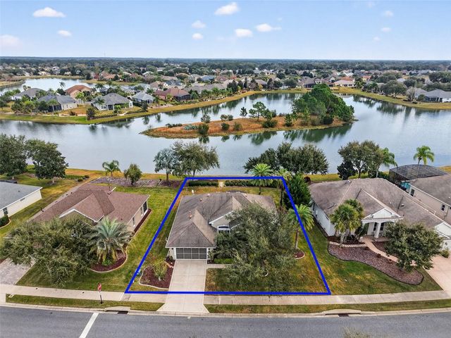 8916 BRIDGEPORT BAY CIRCLE, Mount Dora, FL 32757