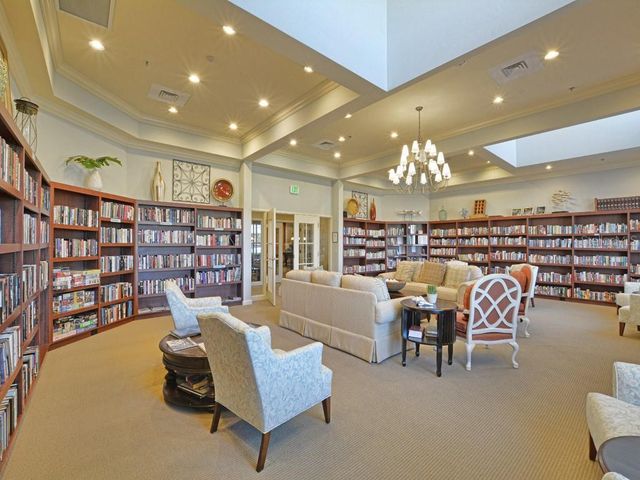 8916 BRIDGEPORT BAY CIRCLE, Mount Dora, FL 32757