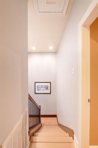 2302 E 9th ST, Austin, TX 78702