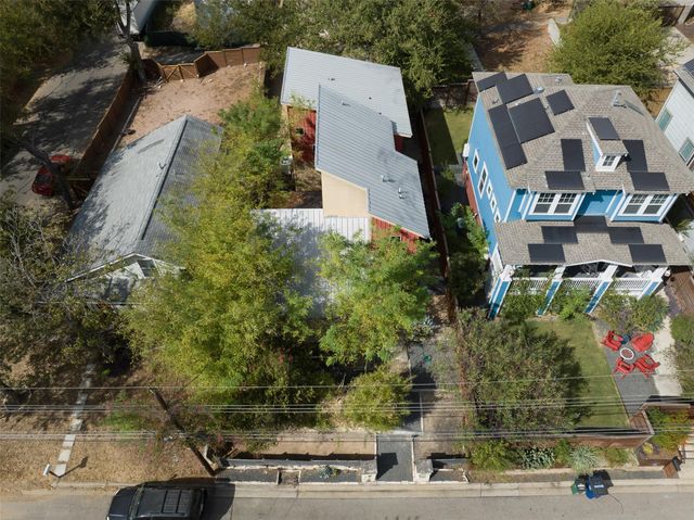 2302 E 9th ST, Austin, TX 78702