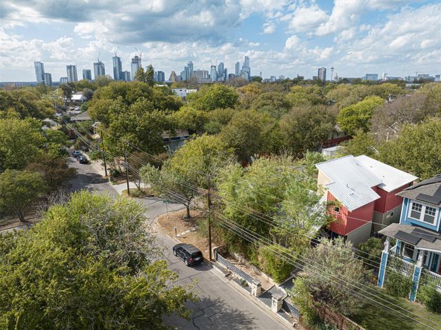 2302 E 9th ST, Austin, TX 78702