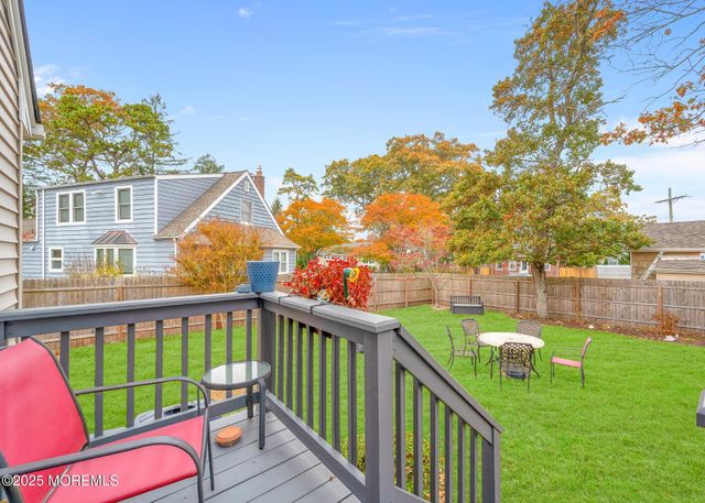 203 Lenape Trail, Brielle, NJ 08730