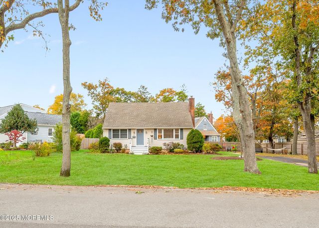 203 Lenape Trail, Brielle, NJ 08730