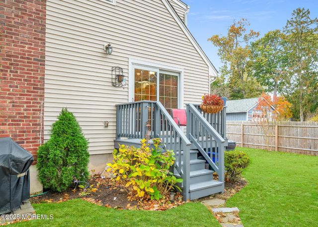 203 Lenape Trail, Brielle, NJ 08730