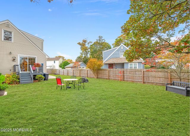 203 Lenape Trail, Brielle, NJ 08730