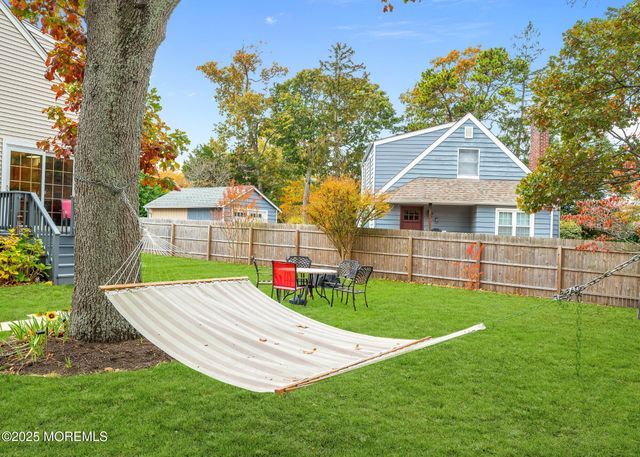 203 Lenape Trail, Brielle, NJ 08730