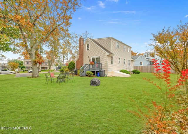 203 Lenape Trail, Brielle, NJ 08730