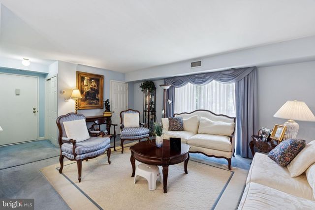 53201 DELAIRE LANDING RD #201, Philadelphia, PA 19114