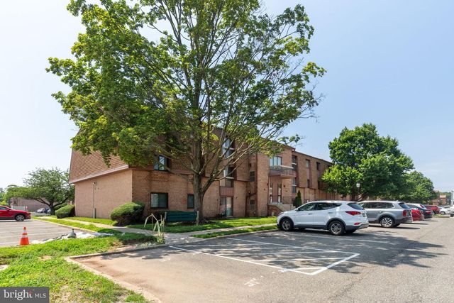 53201 DELAIRE LANDING RD #201, Philadelphia, PA 19114