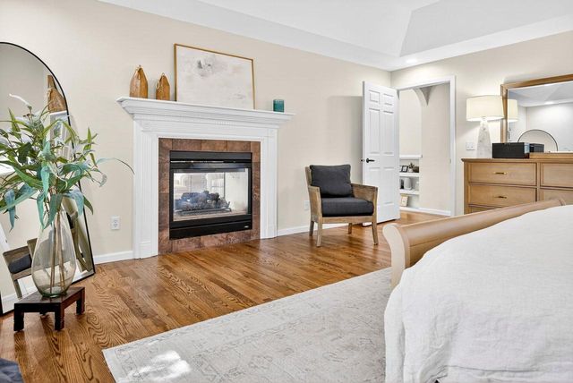 805 KENSINGTON ROAD, Neenah, WI 54956